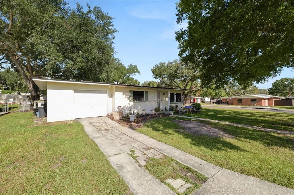 Photo of 621 HILLSIDE DRIVE
