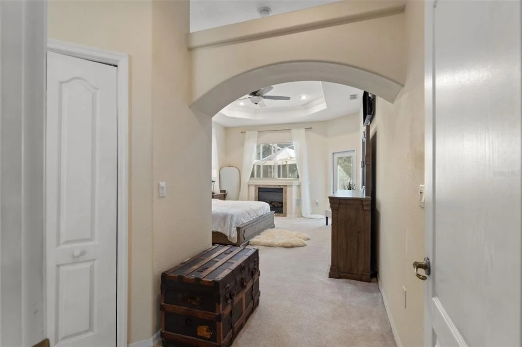Photo of 14071 LINDEN DRIVE