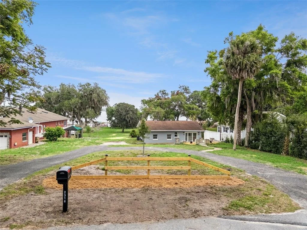 Photo of 2316 N GRIFFIN DRIVE