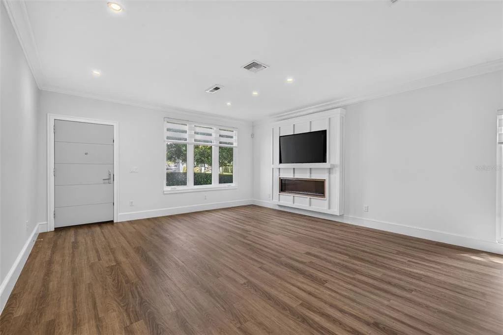 Photo of 720 PANSY AVENUE