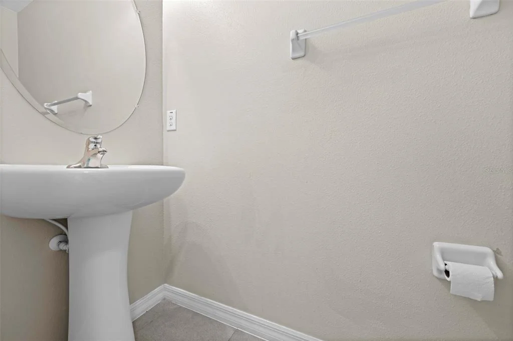 Photo of 3915 BRAMBLEWOOD LOOP