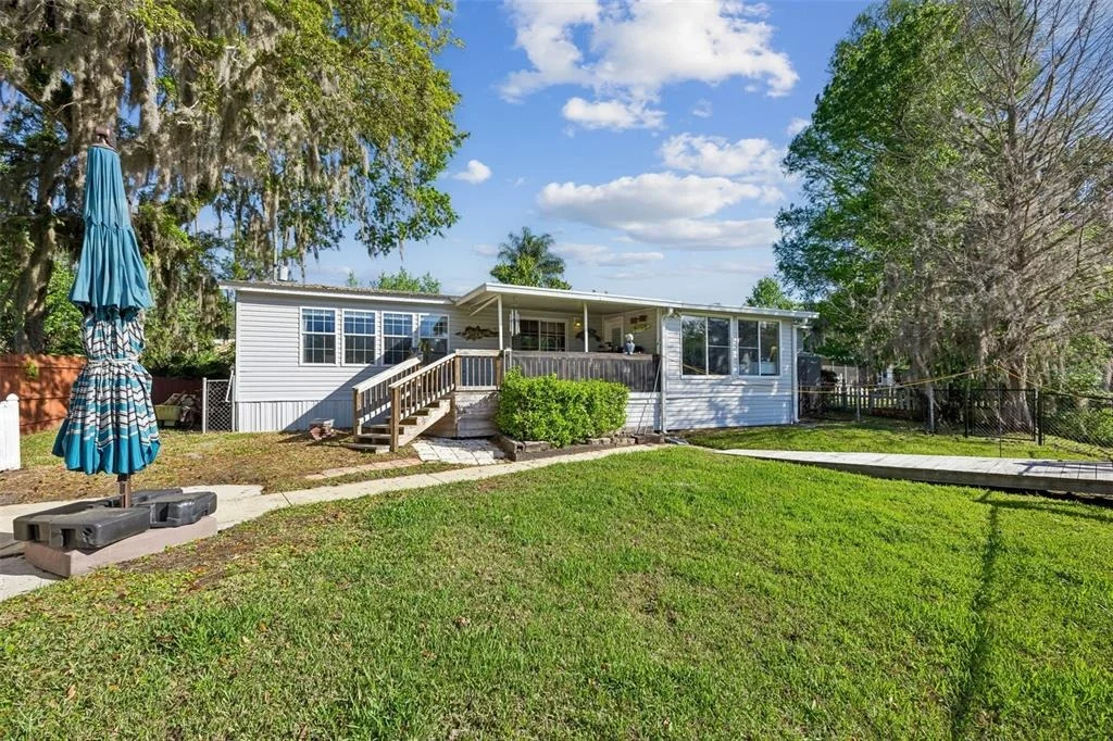 Photo of 334 PARADISE CIRCLE