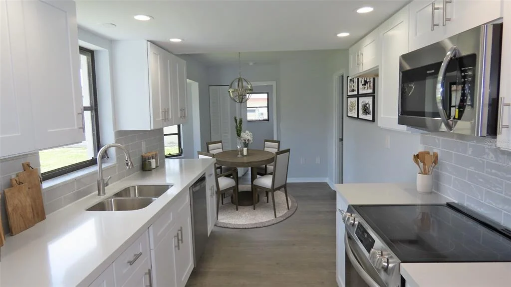Photo of 807 NECTAR ROAD