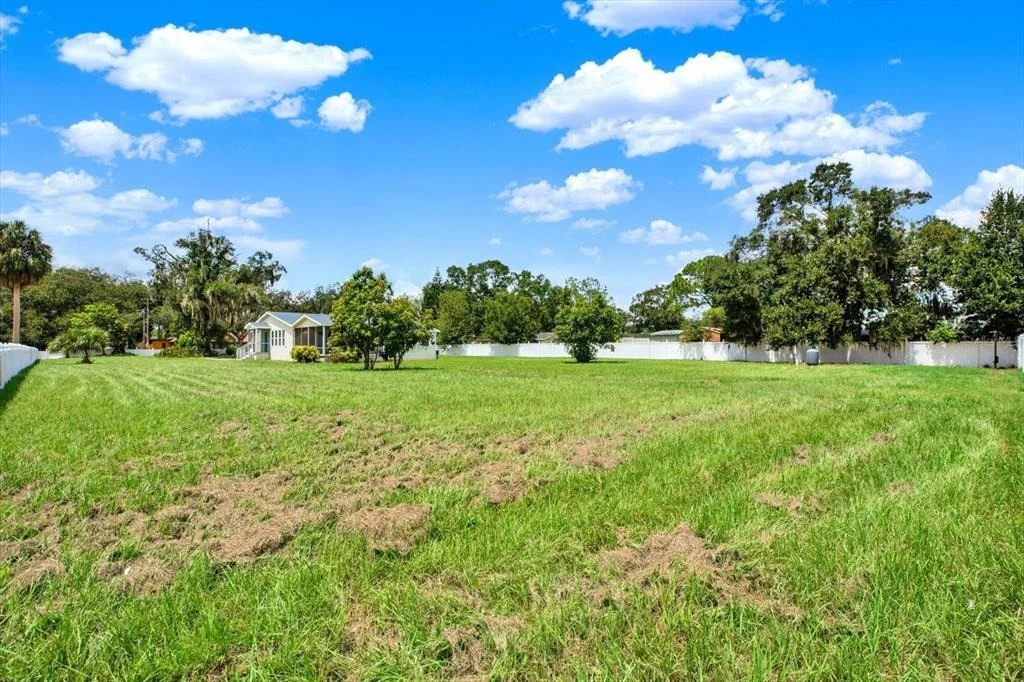 Photo of 17403 ESTES ROAD