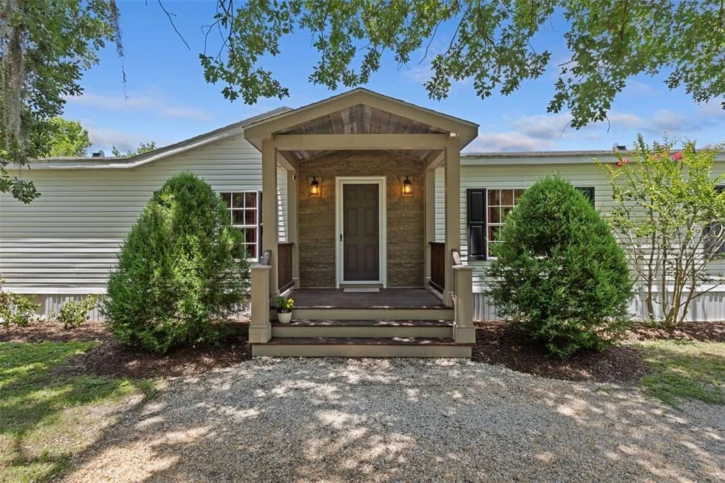 Photo of 26255 LAMBETH ROAD