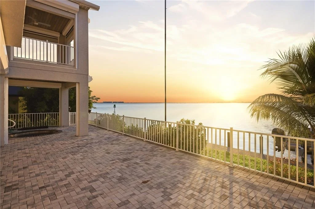 Photo of 2139 PALM TREE DRIVE