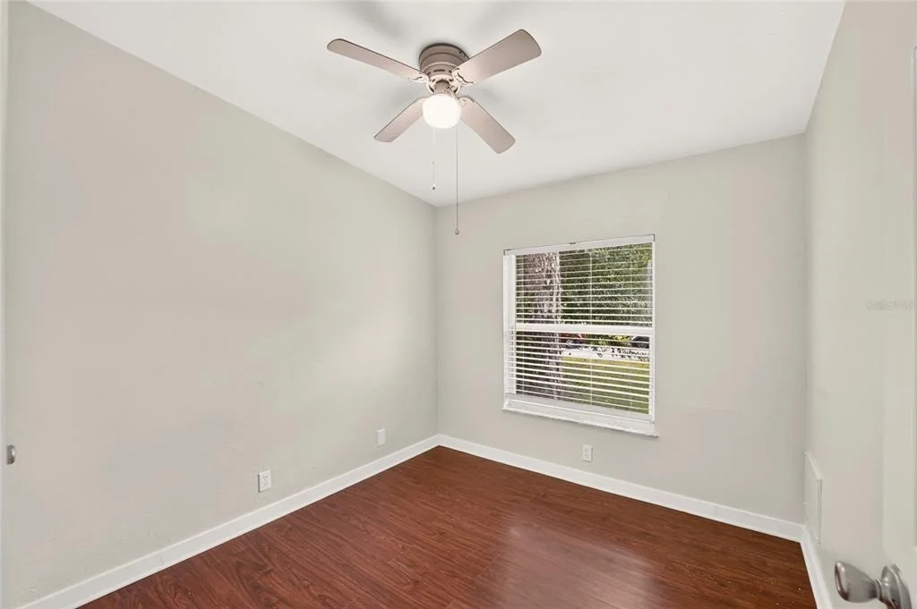 Photo of 1827 SE 43RD TERRACE