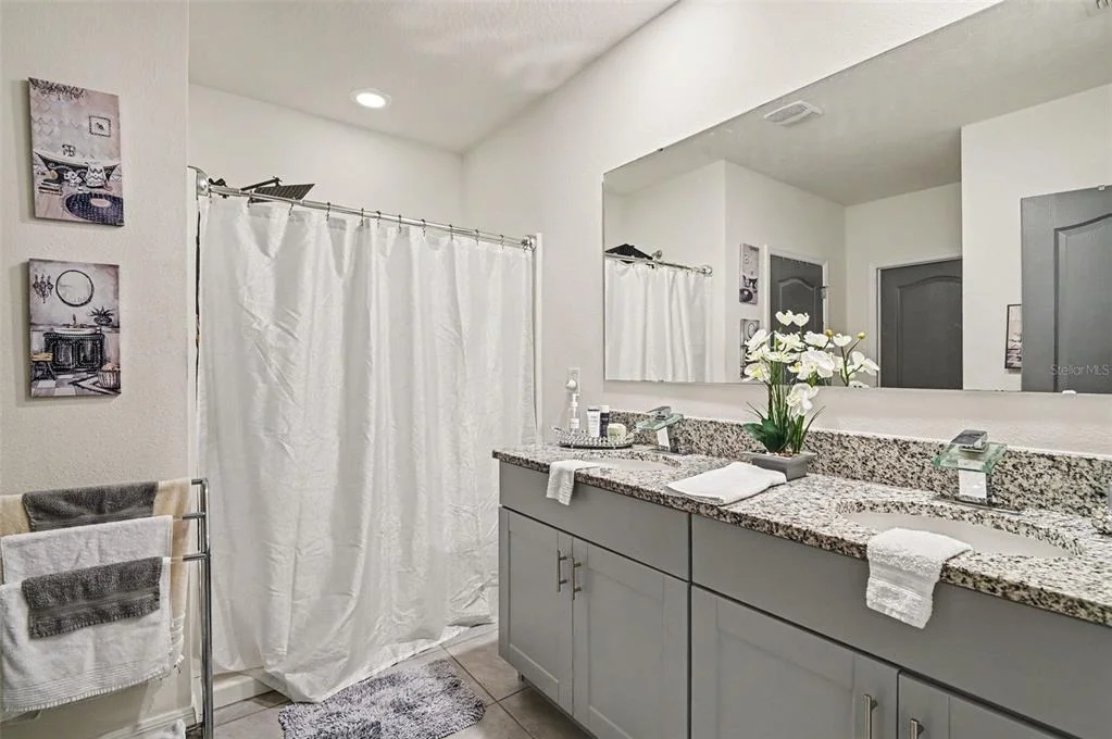 Photo of 323 CHARLES DRIVE