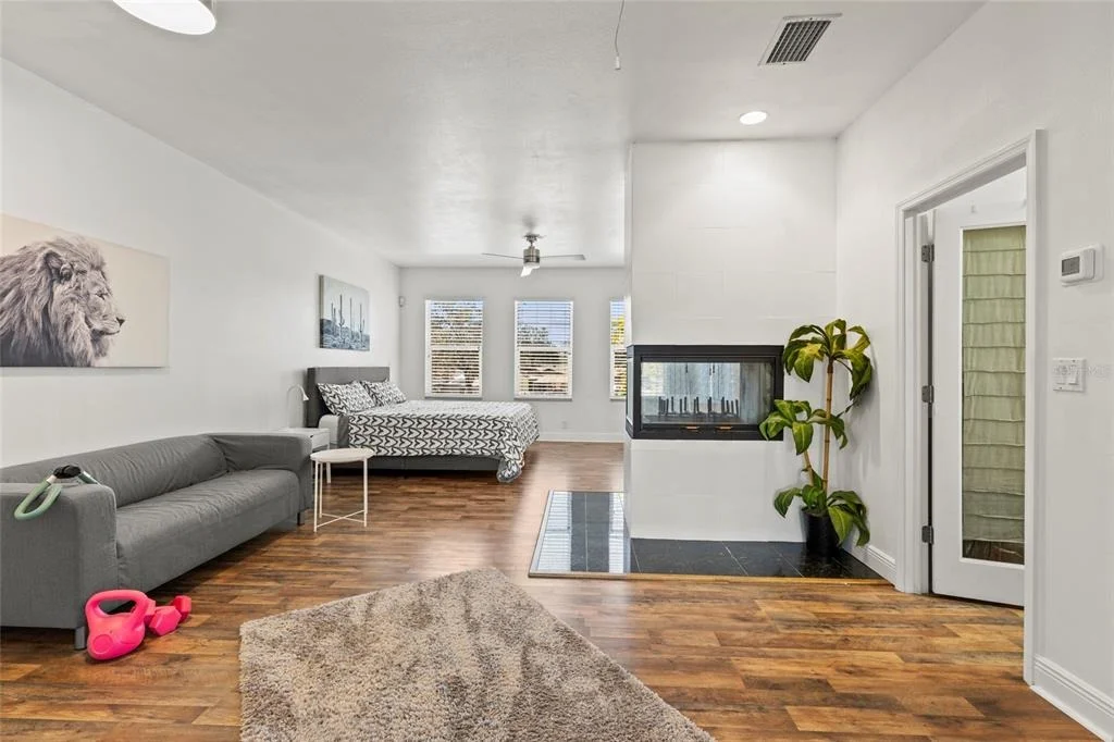 Photo of 5657 OCEANIC ROAD