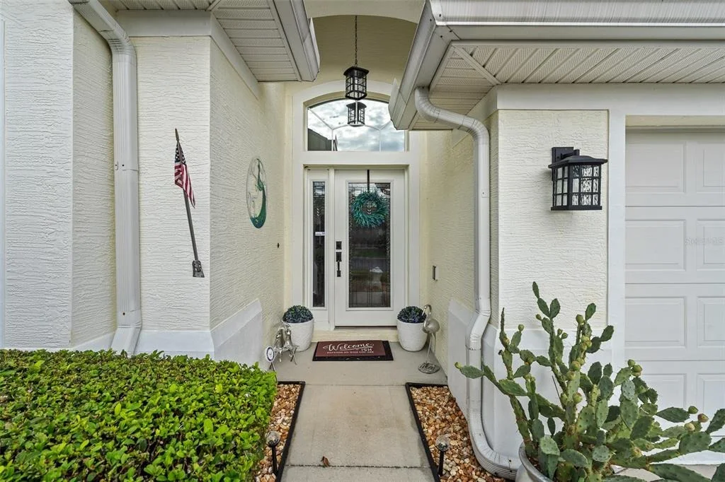 Photo of 3 RIVERGATE LANE