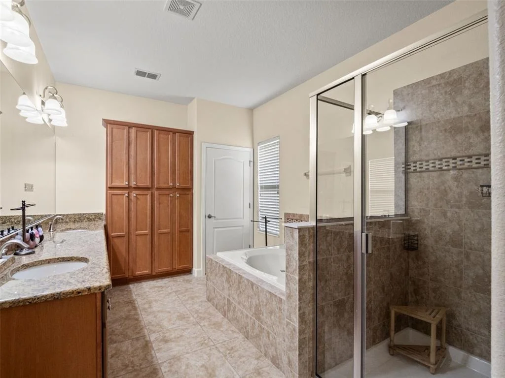 Photo of 6158 MERIWETHER CRESCENT