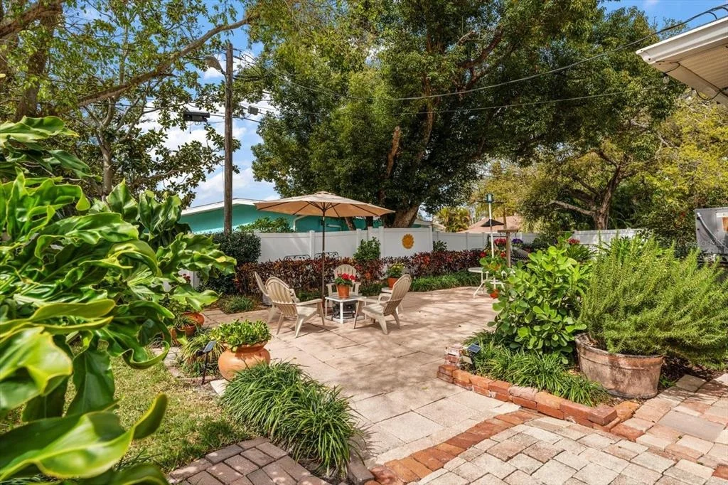 Photo of 1718 MEREDITH LANE