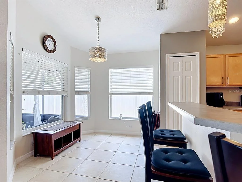 Photo of 335 REGENCY STREET
