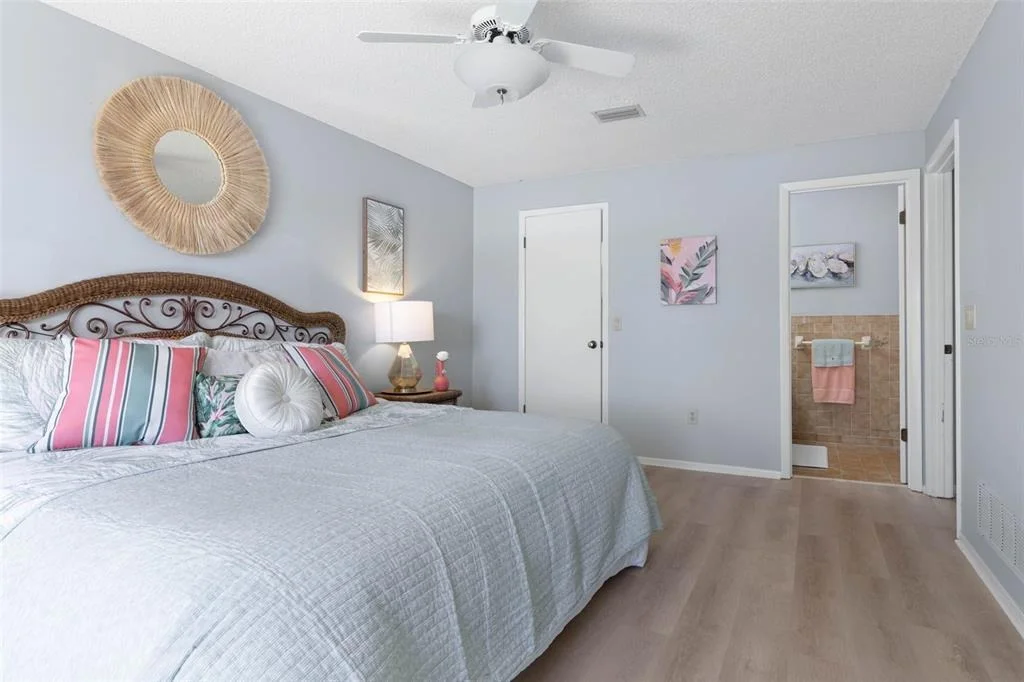 Photo of 2260 JOHN ANDERSON DRIVE