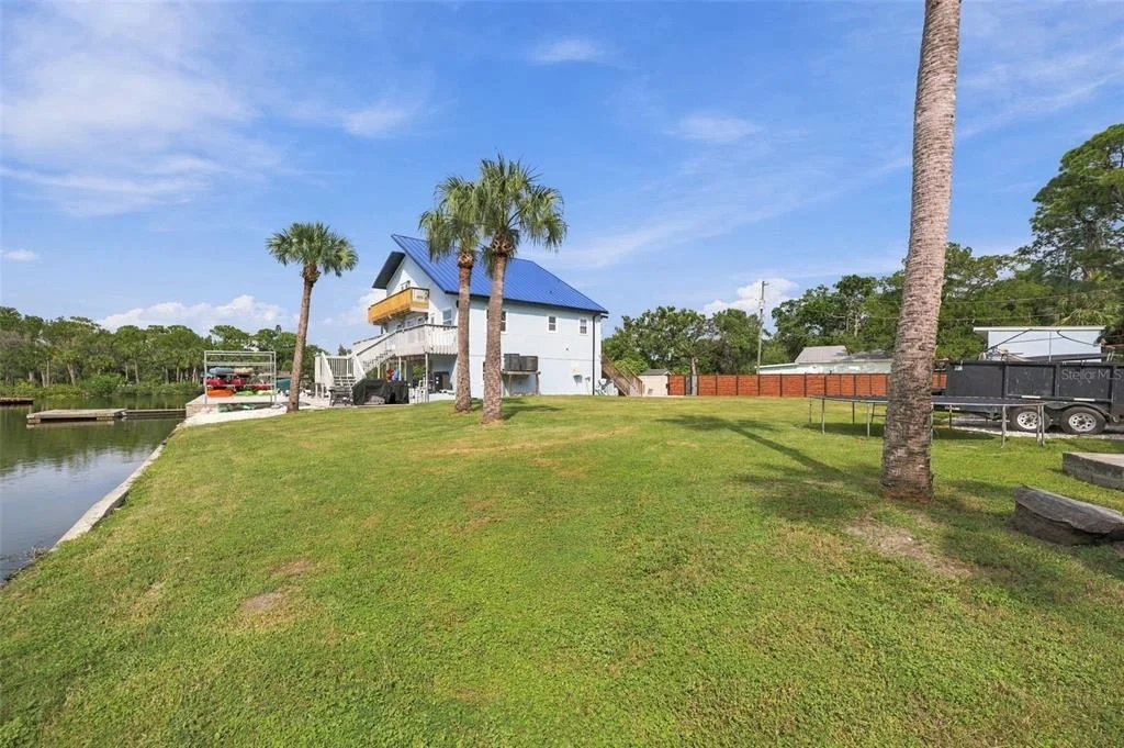 Photo of 14523 BARLOW LANE