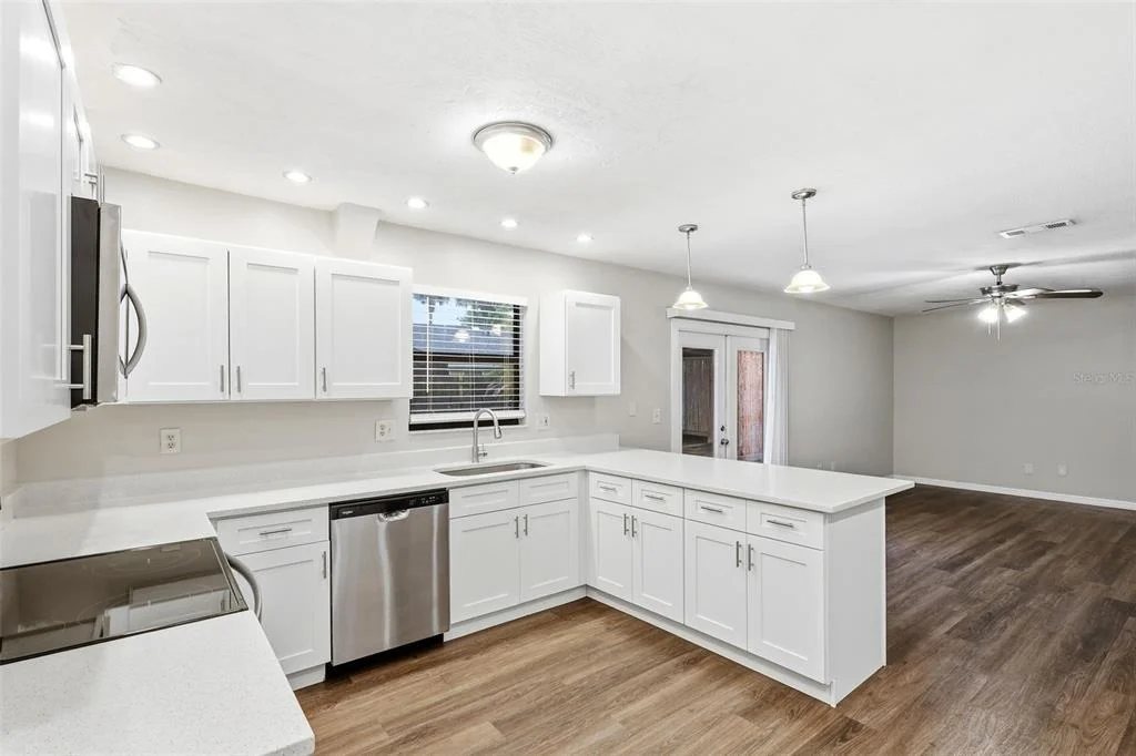 Photo of 483 SPRUCEVIEW DRIVE