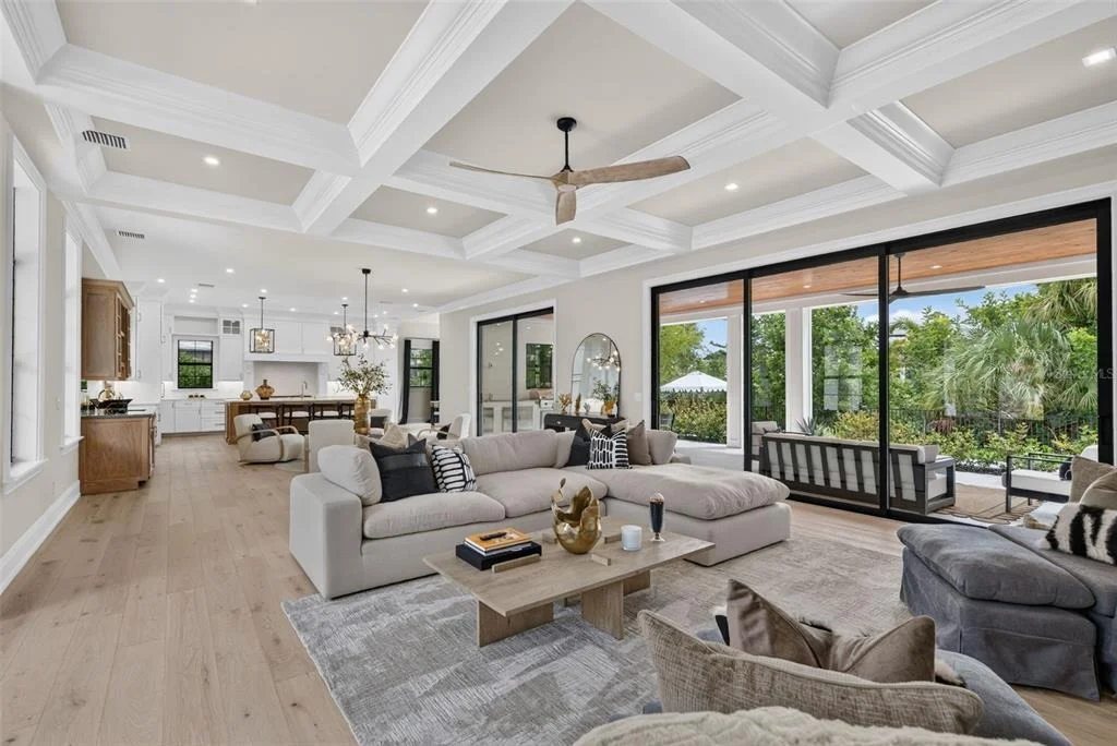 Photo of 656 TROPICAL CIRCLE
