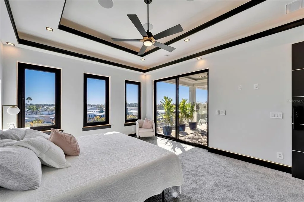 Photo of 6536 SIMONE SHORES CIRCLE