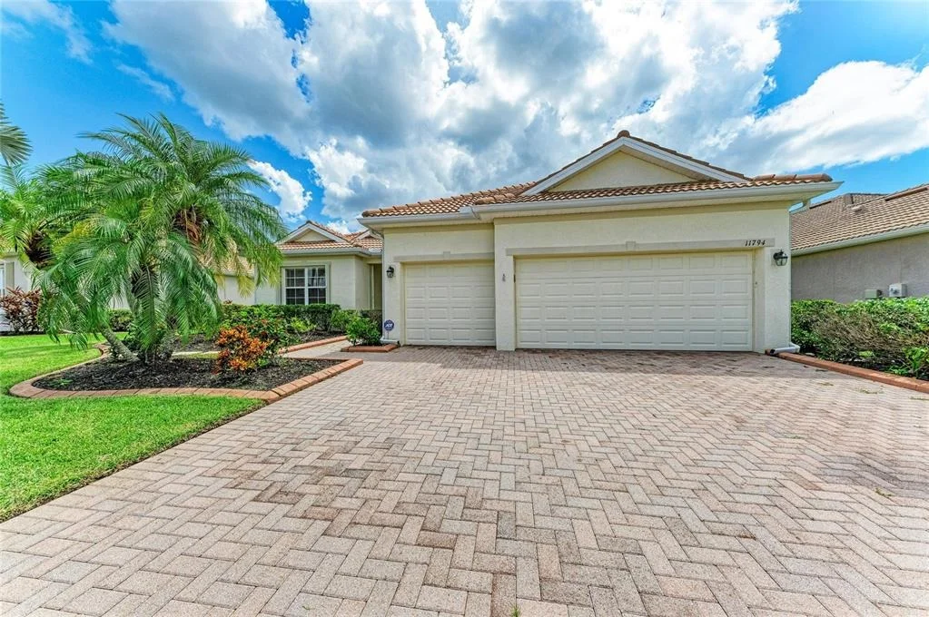 Photo of 11794 GRANITE WOODS LOOP