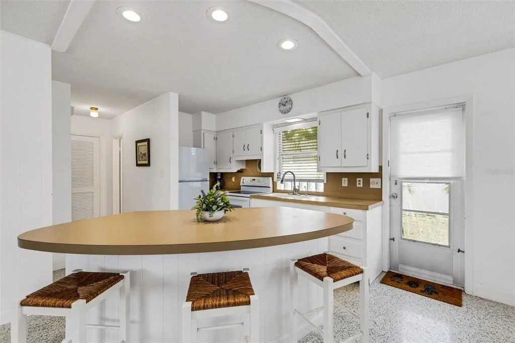Photo of 531 GRANADA AVENUE