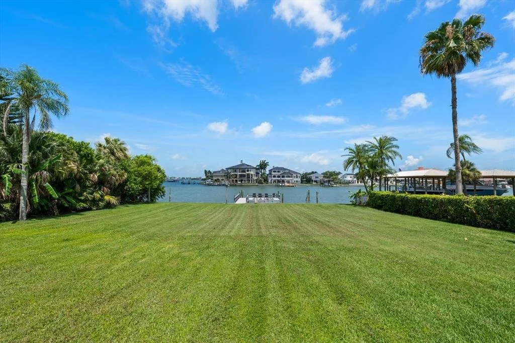Photo of 220 HARBOR VIEW LANE
