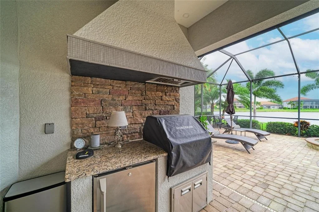 Photo of 5660 CLOVERLEAF RUN
