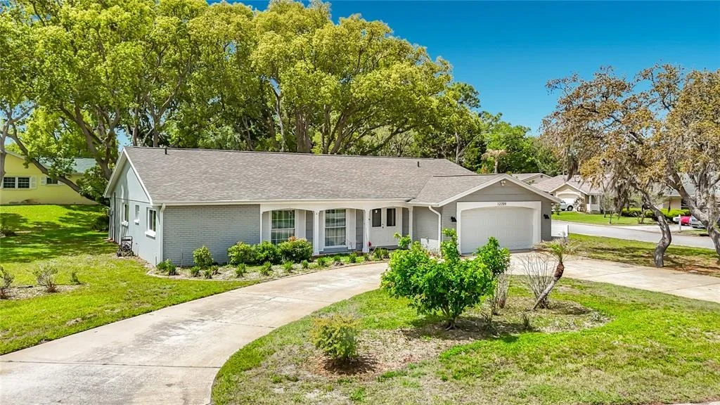 Photo of 12709 CASTLEBERRY COURT