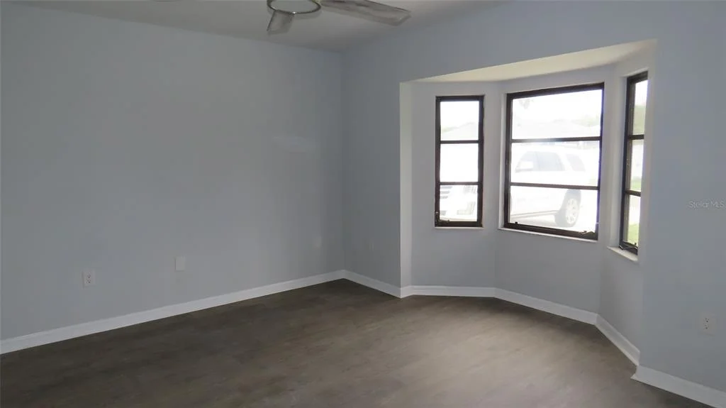 Photo of 807 NECTAR ROAD
