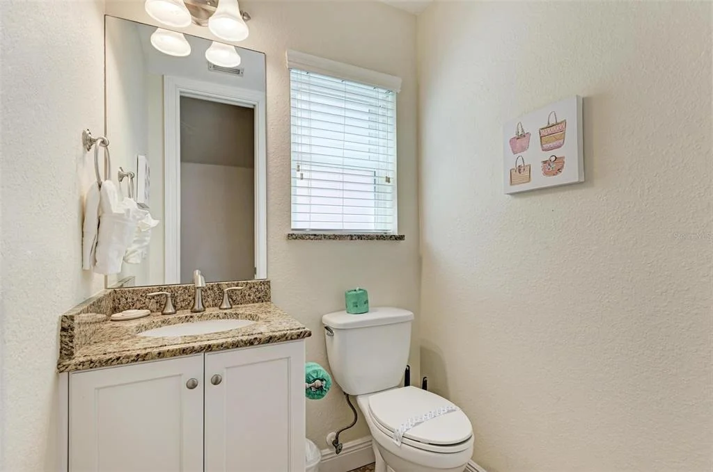 Photo of 203 N HARBOR DRIVE