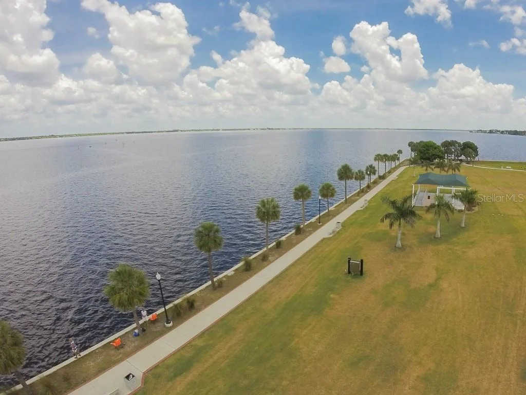 Photo of 65 COLONY POINT DRIVE