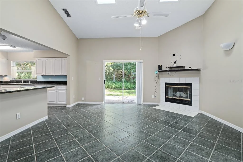 Photo of 5902 KENDREW DRIVE