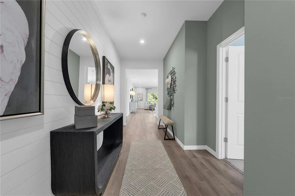Photo of 842 PEBBLE CREST LANE