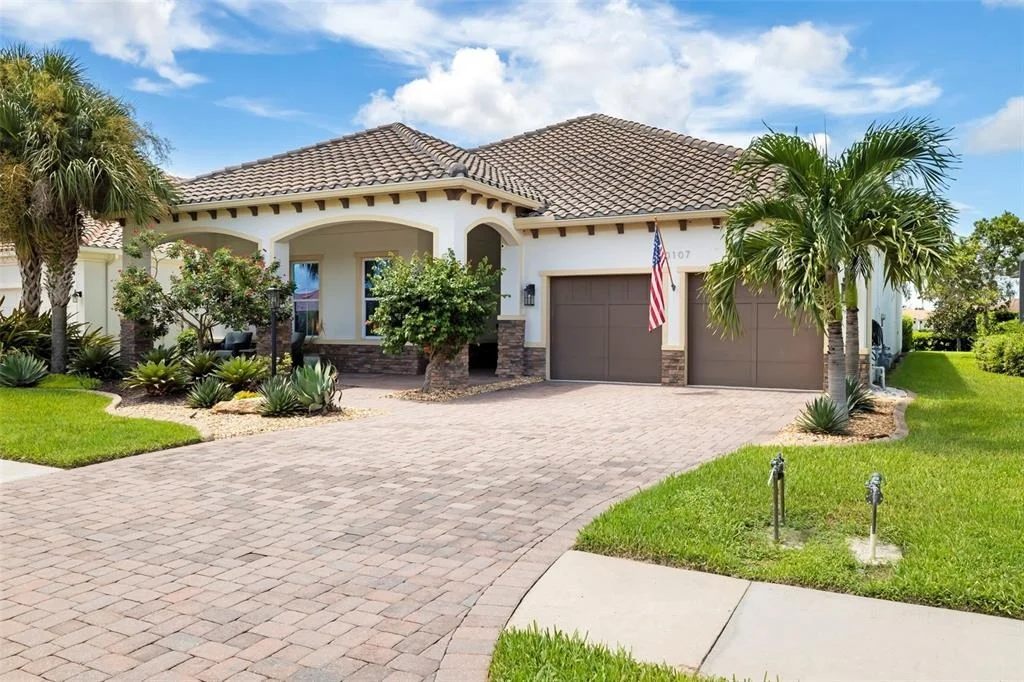 Photo of 10107 CARNOUSTIE PLACE