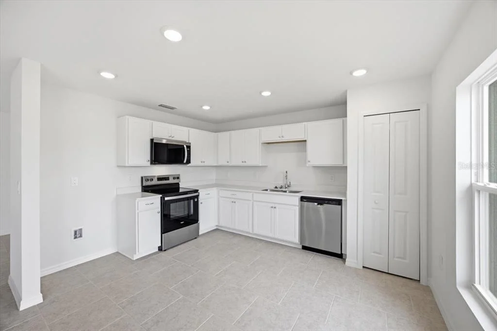 Photo of 3016 CASCADE CIRCLE