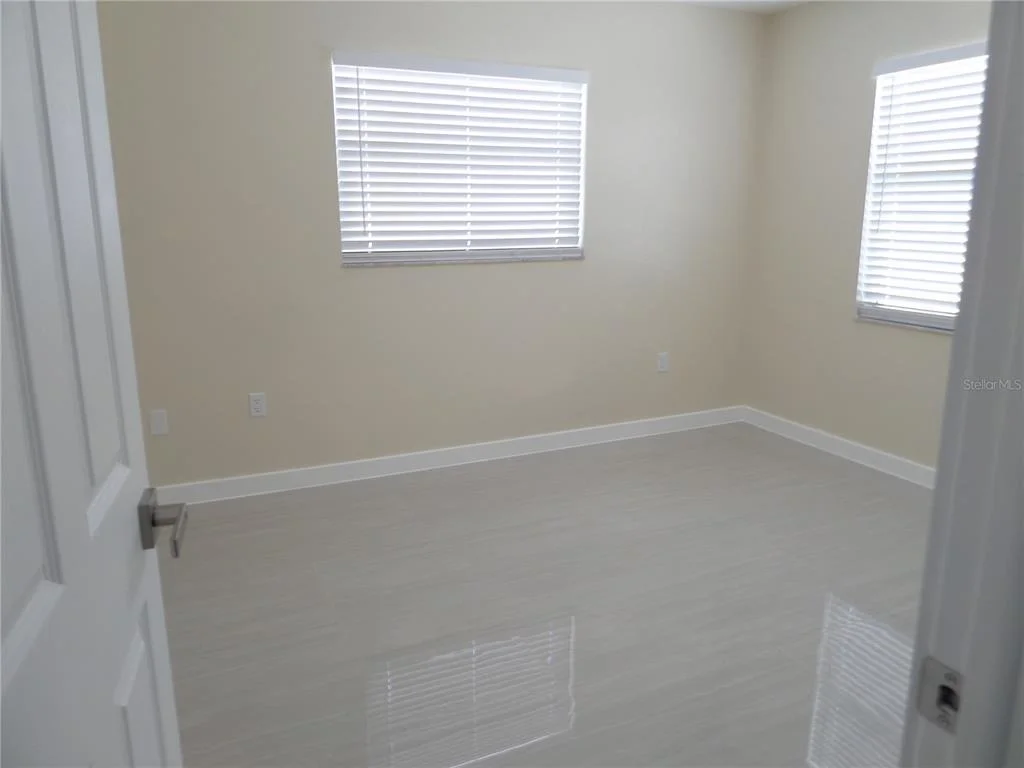 Photo of 4925 SILK OAK DRIVE