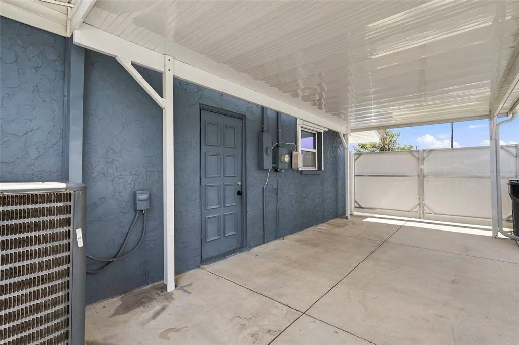 Photo of 485 FLAMINGO DRIVE