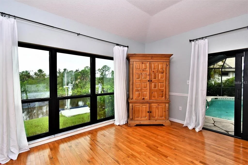Photo of 355 TRIESTE DRIVE