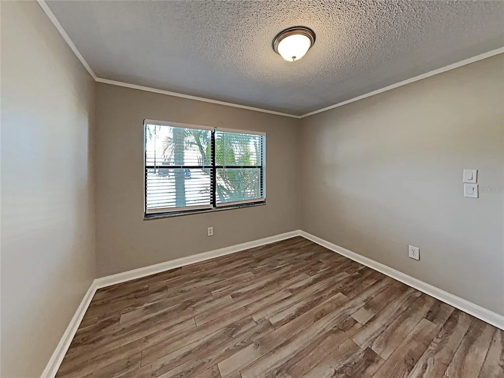 Photo of 11701 LYNMOOR DRIVE