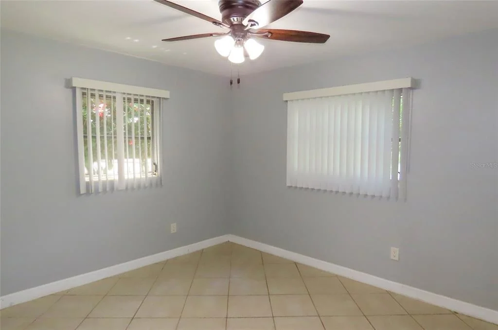 Photo of 1841 WEST DRIVE
