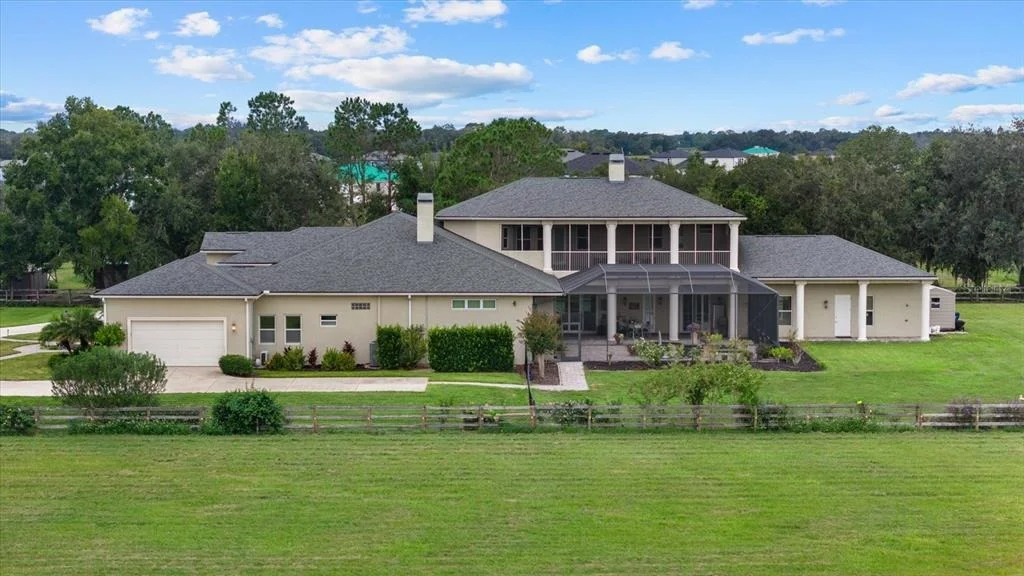 Photo of 520 RYE ROAD NE