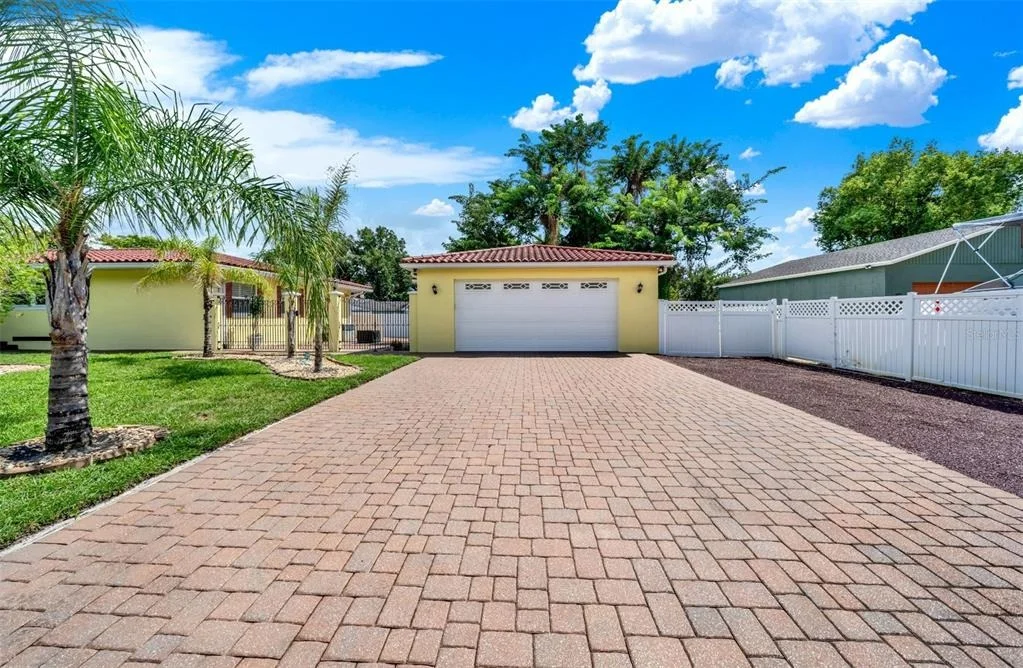 Photo of 123 SUNRISE BOULEVARD