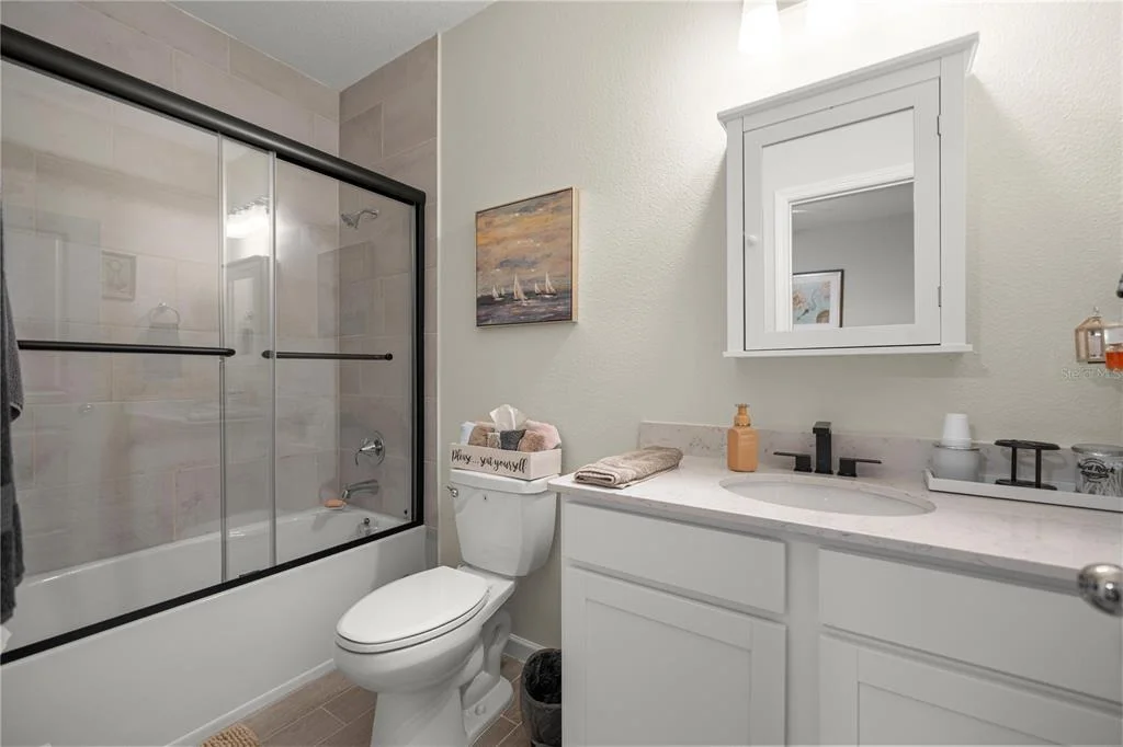 Photo of 560 NW 4TH AVENUE