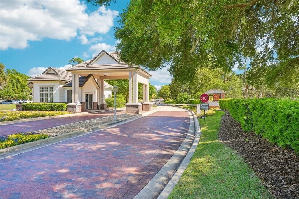 Photo of 648 SOUTHLAKE DRIVE