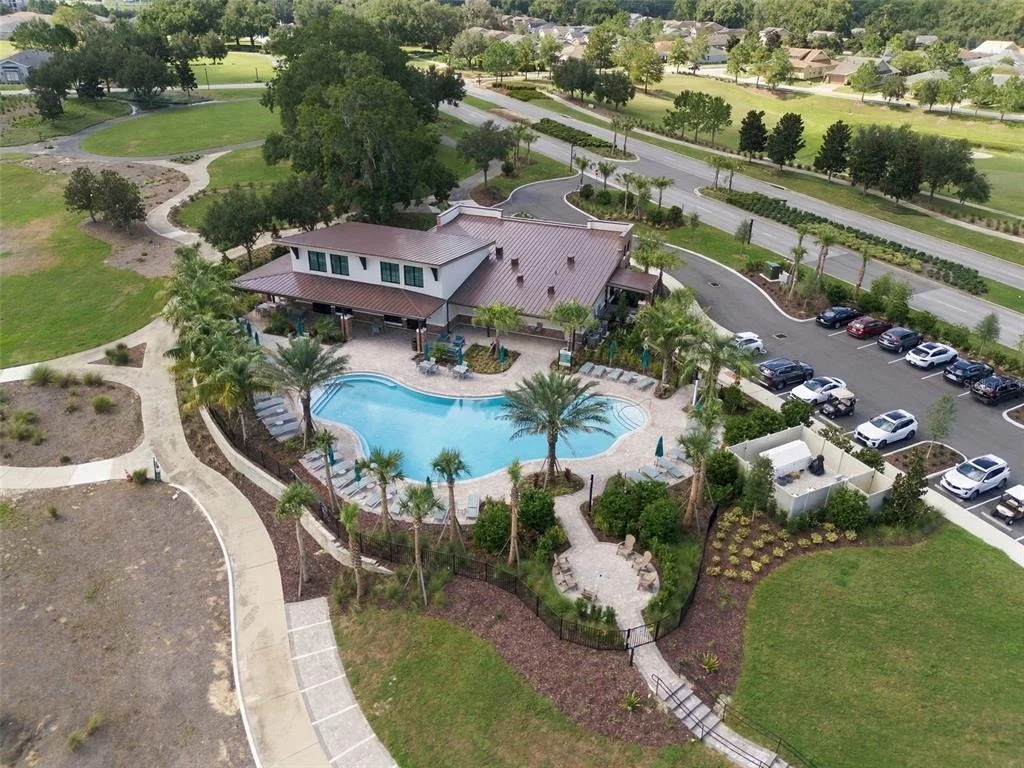 Photo of 4582 NW 57TH AVENUE