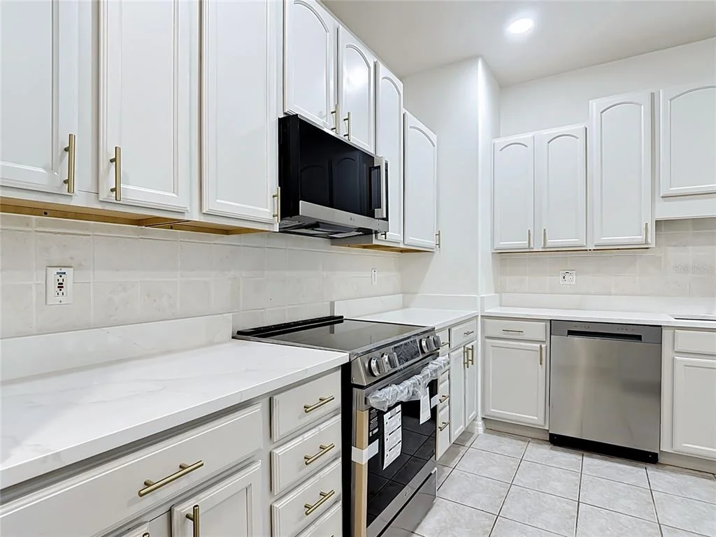 Photo of 2155 BARRATT COURT