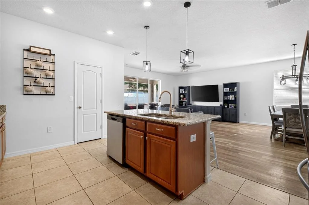 Photo of 4841 HAVILLAND DRIVE