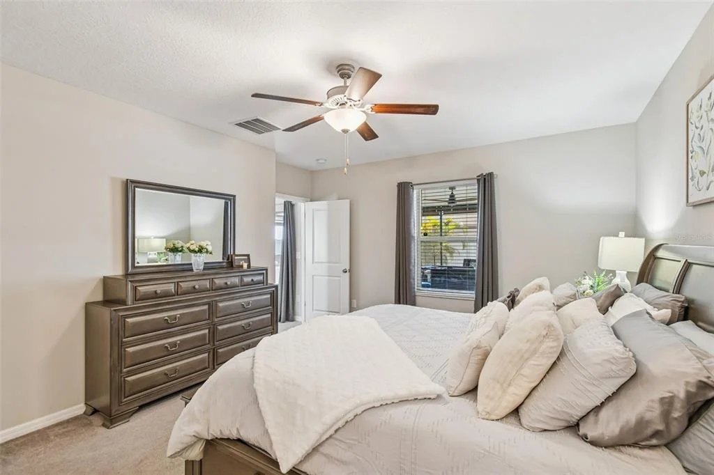 Photo of 984 OLIVE CONCH STREET