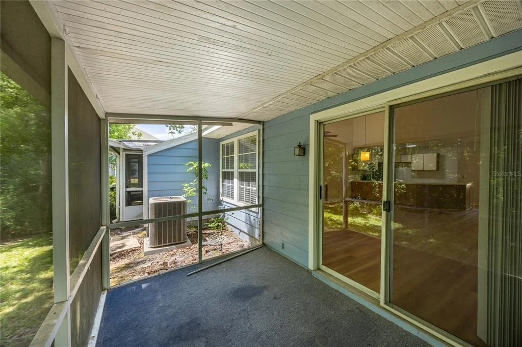Photo of Unit K at 218 NW 50TH BOULEVARD