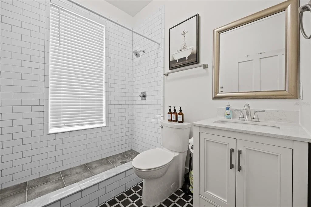 Photo of 205 SE 7TH STREET