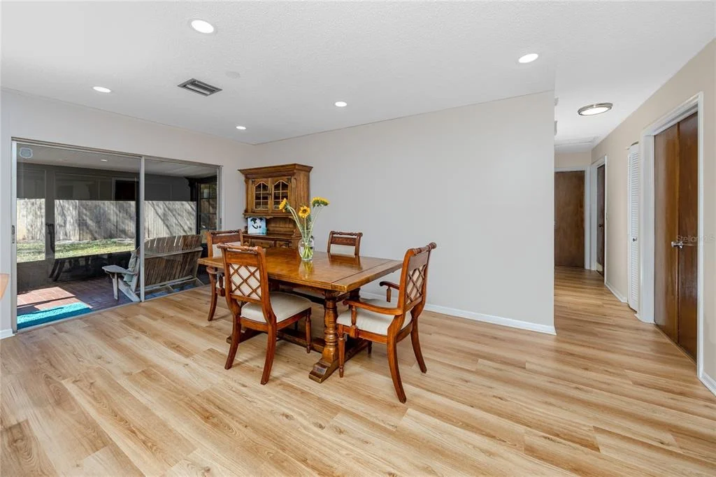 Photo of 14012 CASCADE LANE